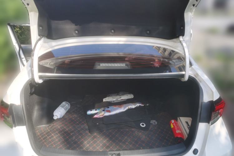 Used Toyota Corolla 2021 Dual-Motor 1.8L E-CVT Elite Edition Trunk