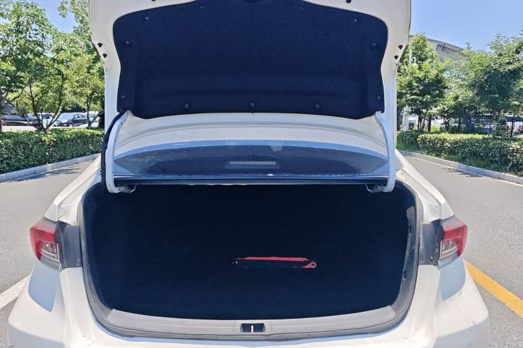 Used Toyota Corolla 2021 1.2T S-CVT Luxury Edition Trunk