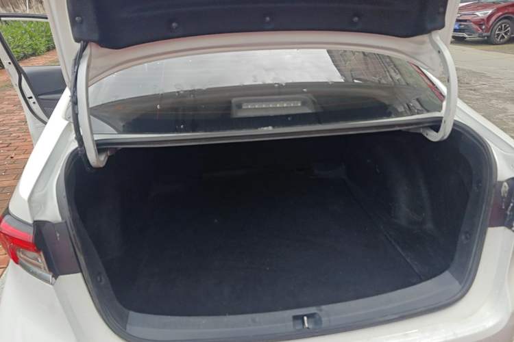 Used Toyota Corolla 2021 1.2T S-CVT Pioneer Edition Trunk