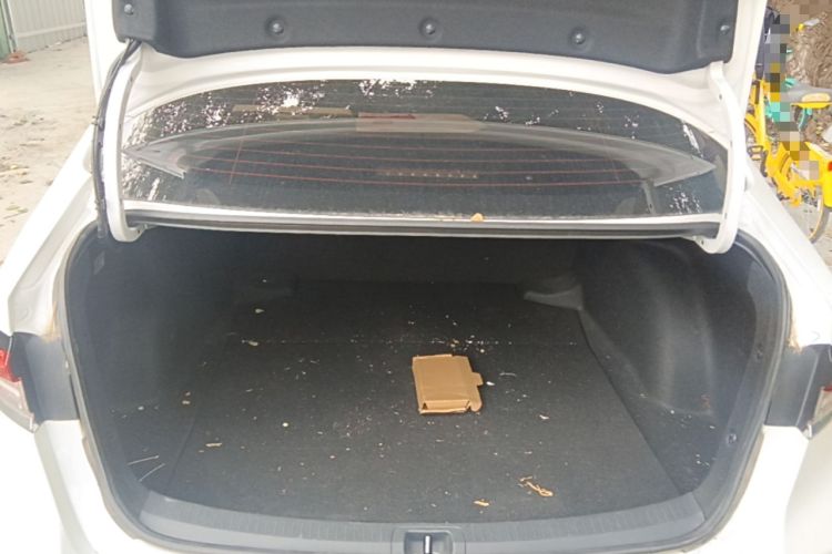 Used Toyota Corolla 2021 Dual-Motor 1.8L E-CVT Elite Edition Trunk