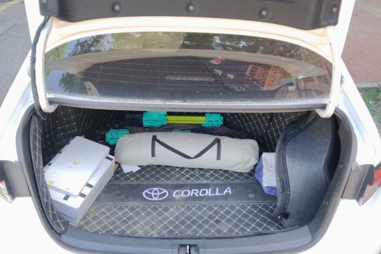 Used Toyota Corolla 2021 Dual-Motor 1.8L E-CVT Elite Edition Trunk