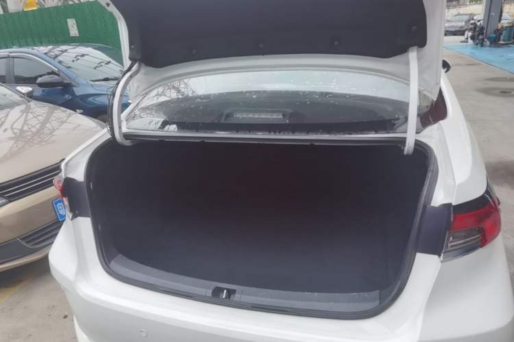 Used Toyota Corolla 2021 1.2T S-CVT Pioneer Edition Trunk