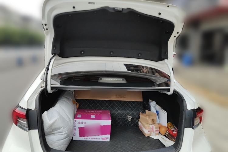 Used Toyota Corolla 2021 Dual-Motor 1.8L E-CVT Elite Edition Trunk