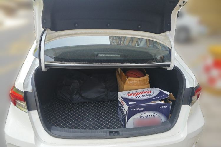 Used Toyota Corolla 2021 Dual-Motor 1.8L E-CVT Elite Edition Trunk