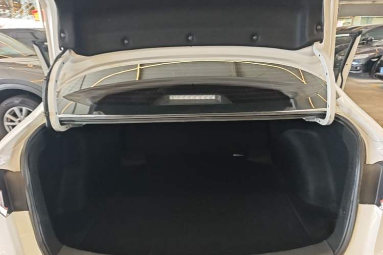 Used Toyota Corolla 2021 1.2T S-CVT Pioneer PLUS Edition Trunk