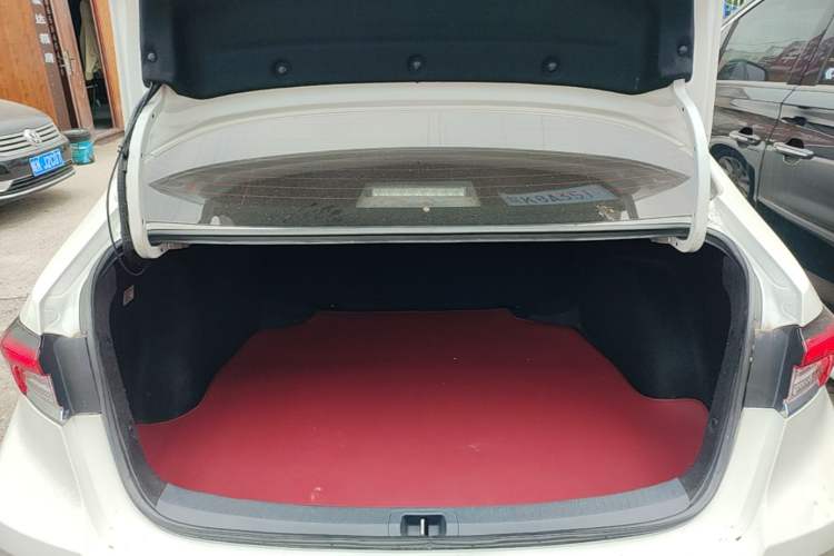 Used Toyota Corolla 2021 Dual-Motor 1.8L E-CVT Elite Edition Trunk