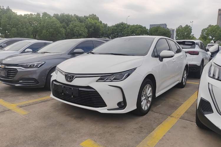 Toyota Corolla 2021 1.2T S-CVT Elite PLUS Edition usata Guazi used car, China used car export, Used car for sale, Used cars, Cheapest cars for sale