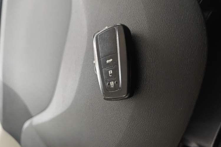 Used Toyota Corolla 2021 1.2T S-CVT Luxury Edition Vehicle Key