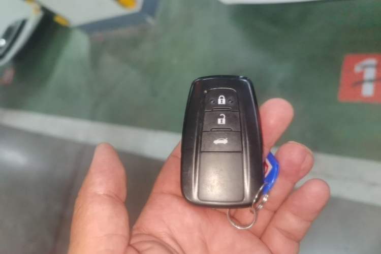 Used Toyota Corolla 2021 1.2T S-CVT Luxury Edition Vehicle Key