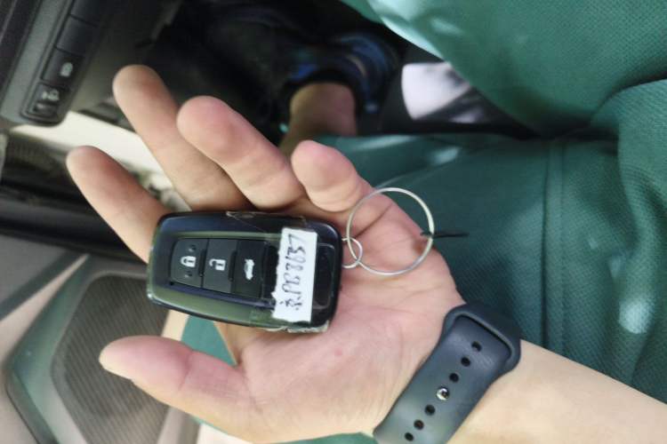 Used Toyota Corolla 2021 Dual-Engine 1.8L E-CVT Pioneer Edition Vehicle Key