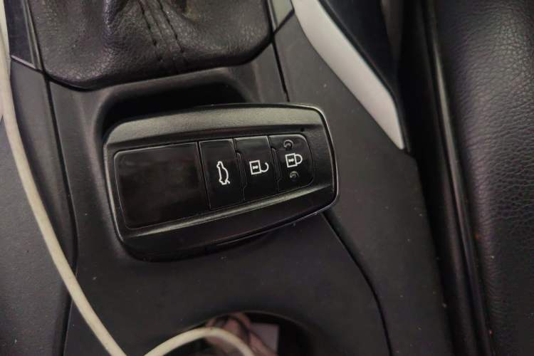 Used Toyota Corolla 2021 Dual-Motor 1.8L E-CVT Elite Edition Vehicle Key
