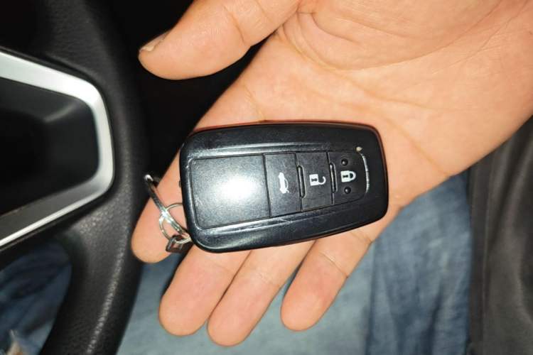 Used Toyota Corolla 2021 Dual-Motor 1.8L E-CVT Elite Edition Vehicle Key