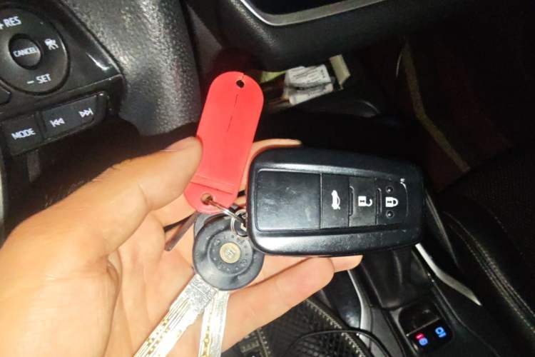 Used Toyota Corolla 2021 Dual-Motor 1.8L E-CVT Elite Edition Vehicle Key