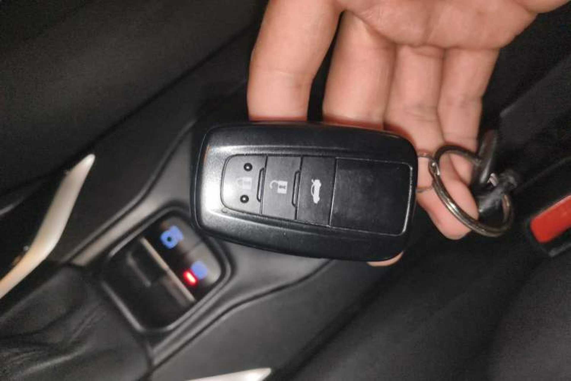 Used Toyota Corolla 2021 Dual-Motor 1.8L E-CVT Elite Edition Vehicle Key