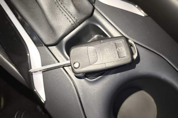 Used Toyota Corolla 2021 1.2T S-CVT Pioneer Edition Vehicle Key