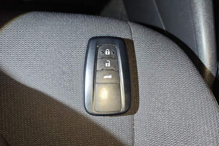 Used Toyota Corolla 2021 Dual-Motor 1.8L E-CVT Elite Edition Vehicle Key