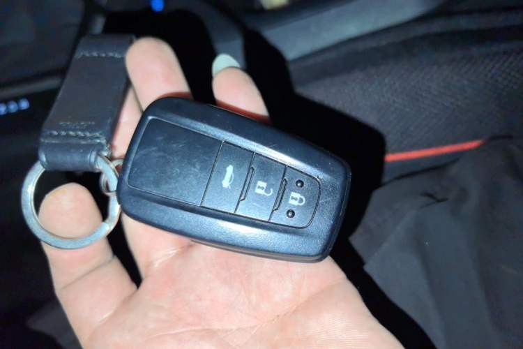Used Toyota Corolla 2021 Dual-Motor 1.8L E-CVT Elite Edition Vehicle Key