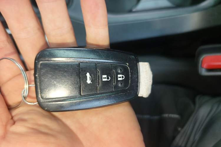 Used Toyota Corolla 2021 Dual-Motor 1.8L E-CVT Elite Edition Vehicle Key