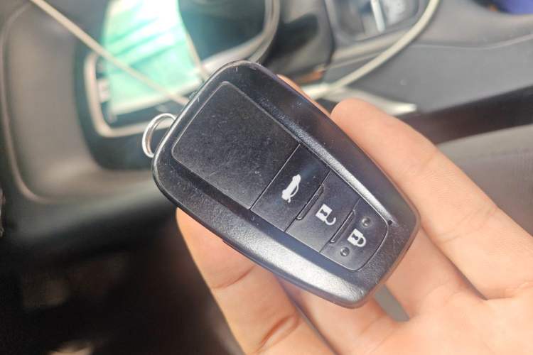 Used Toyota Corolla 2021 Dual-Motor 1.8L E-CVT Elite Edition Vehicle Key