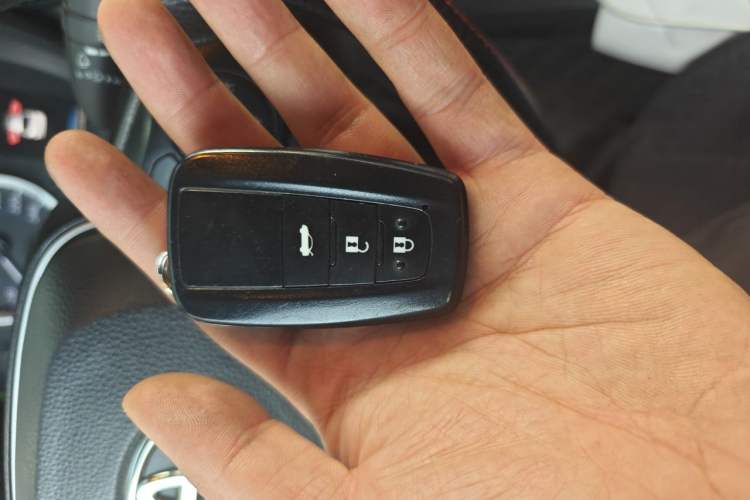 Used Toyota Corolla 2021 Dual-Motor 1.8L E-CVT Elite Edition Vehicle Key
