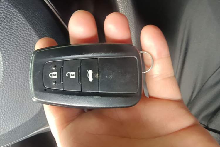 Used Toyota Corolla 2021 Dual-Motor 1.8L E-CVT Elite Edition Vehicle Key