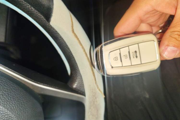 Used Toyota Corolla 2021 Dual-Motor 1.8L E-CVT Elite Edition Vehicle Key