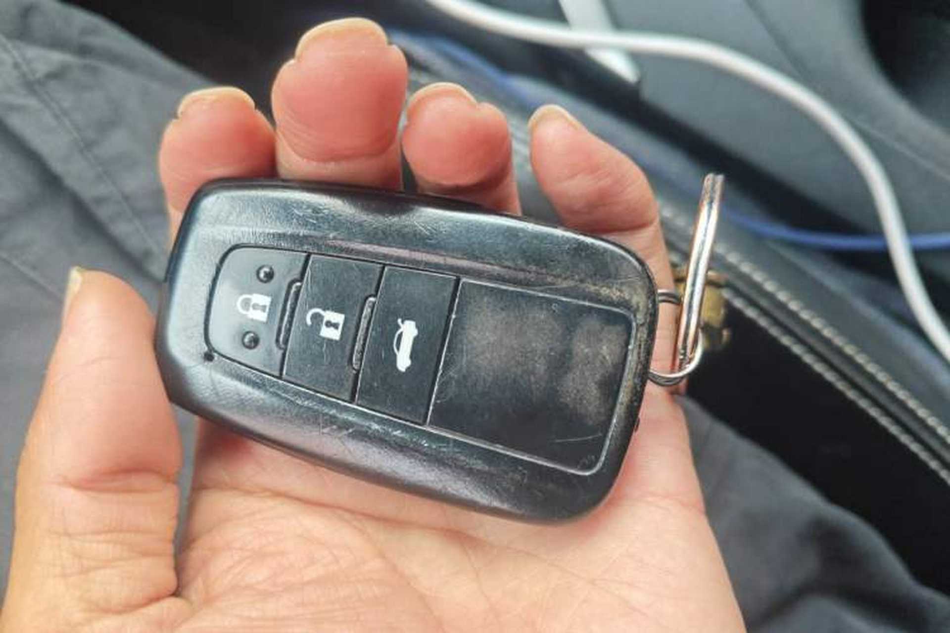 Used Toyota Corolla 2021 Dual-Motor 1.8L E-CVT Elite Edition Vehicle Key