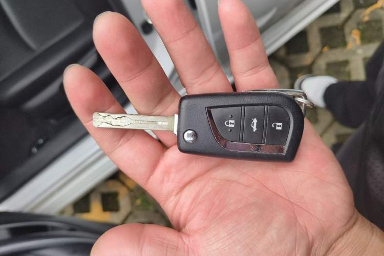 Used Toyota Corolla 2021 TNGA 1.5L CVT Pioneer Edition Vehicle Key