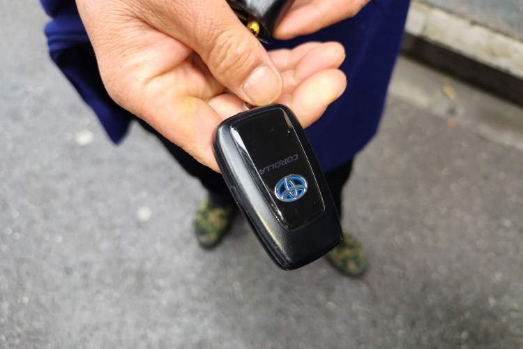 Used Toyota Corolla 2021 Dual-Motor 1.8L E-CVT Elite Edition Vehicle Key