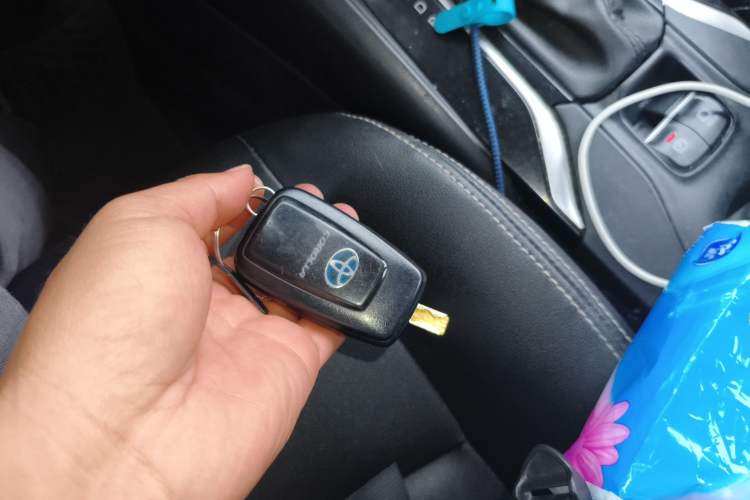 Used Toyota Corolla 2021 Dual-Motor 1.8L E-CVT Elite Edition Vehicle Key