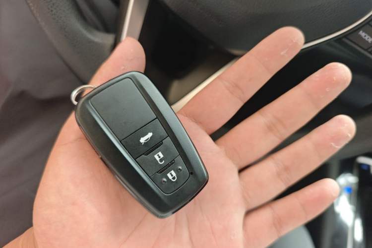 Used Toyota Corolla 2021 1.2T S-CVT Pioneer Edition Vehicle Key