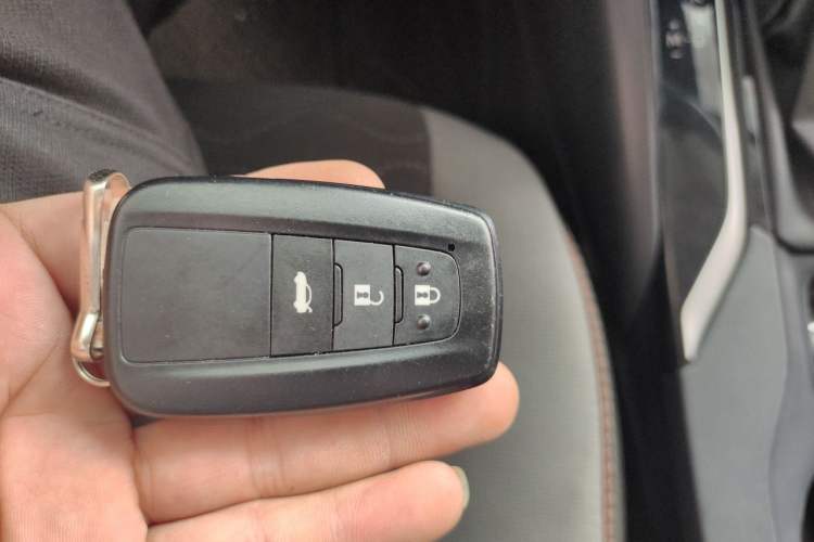 Used Toyota Corolla 2021 1.2T S-CVT Pioneer PLUS Edition Vehicle Key
