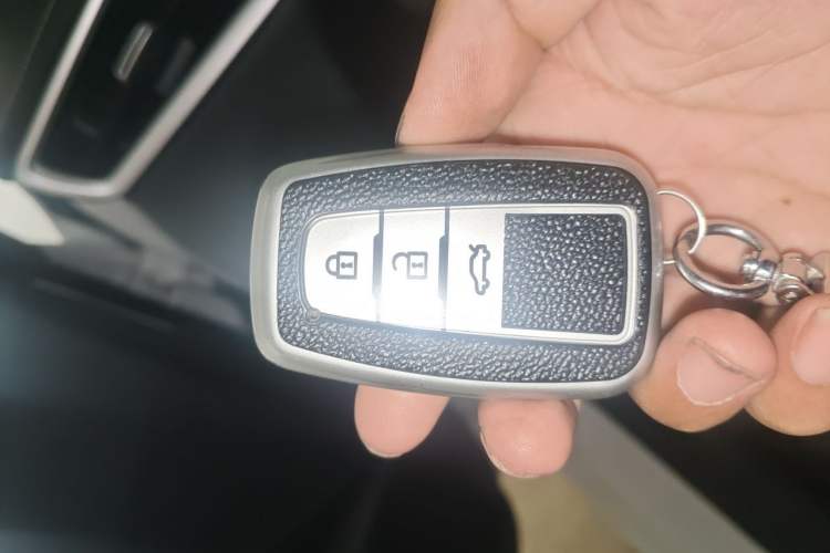 Used Toyota Corolla 2021 1.2T S-CVT Luxury Edition Vehicle Key