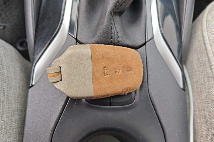 Used Toyota Corolla 2021 Dual-Motor 1.8L E-CVT Elite Edition Vehicle Key