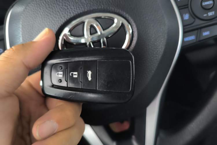 Used Toyota Corolla 2021 TNGA 1.5L CVT Elite Edition Vehicle Key