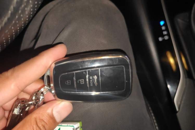 Used Toyota Corolla 2021 Dual-Motor 1.8L E-CVT Elite Edition Vehicle Key