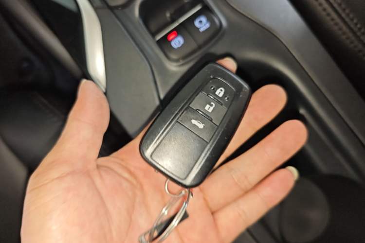 Used Toyota Corolla 2021 1.2T S-CVT Pioneer PLUS Edition Vehicle Key
