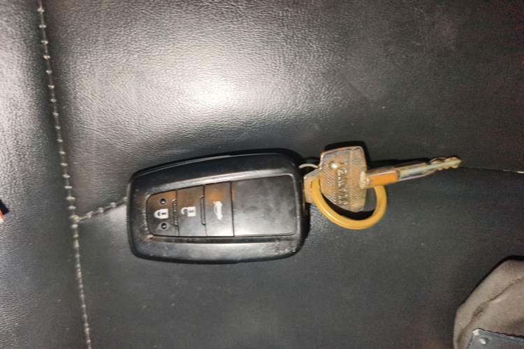 Used Toyota Corolla 2021 Dual-Motor 1.8L E-CVT Elite Edition Vehicle Key