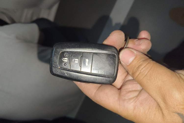 Used Toyota Corolla 2021 Dual-Motor 1.8L E-CVT Elite Edition Vehicle Key