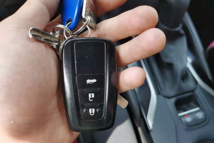 Used Toyota Corolla 2021 Dual-Motor 1.8L E-CVT Elite Edition Vehicle Key
