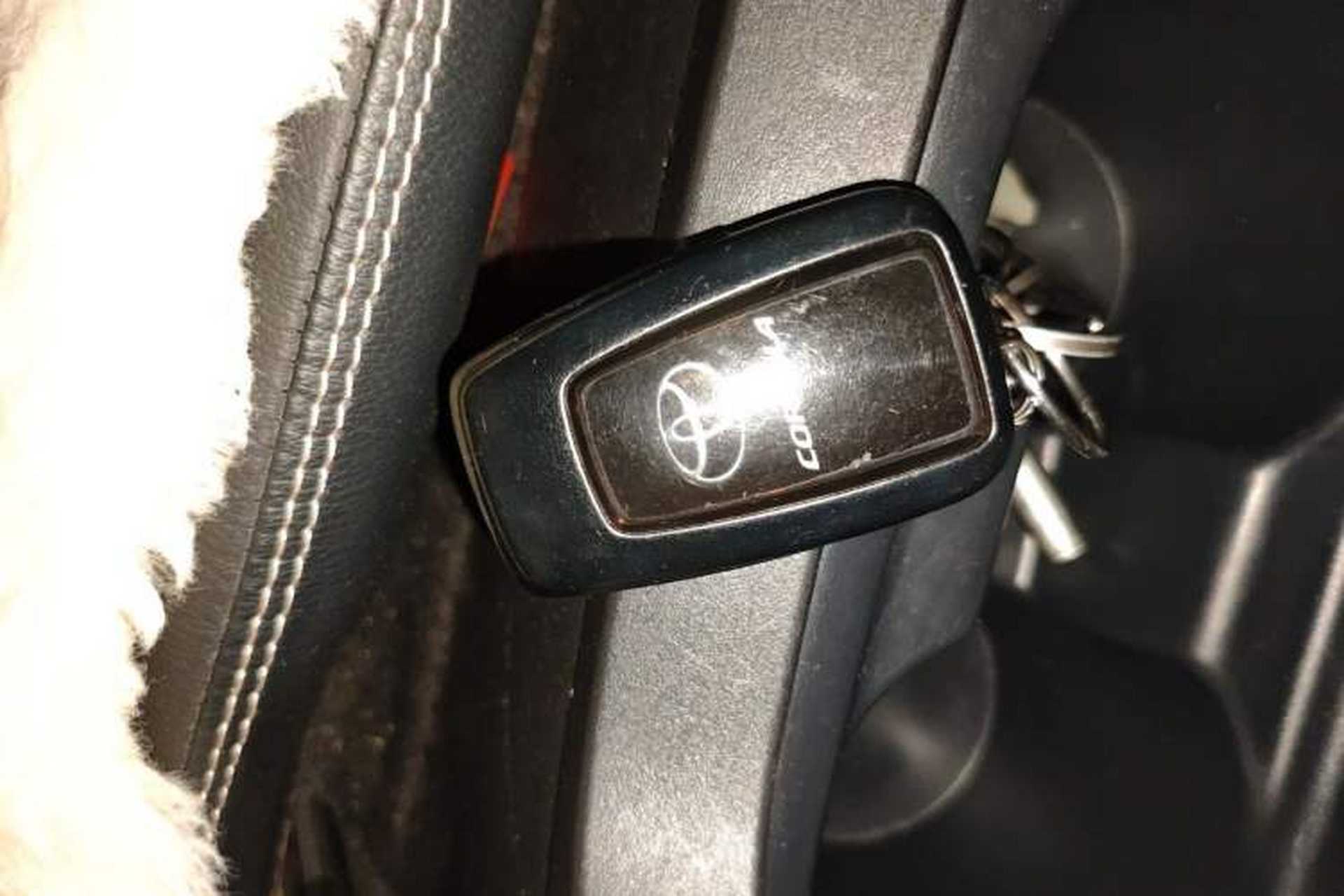 Used Toyota Corolla 2021 1.2T S-CVT Luxury Edition Vehicle Key