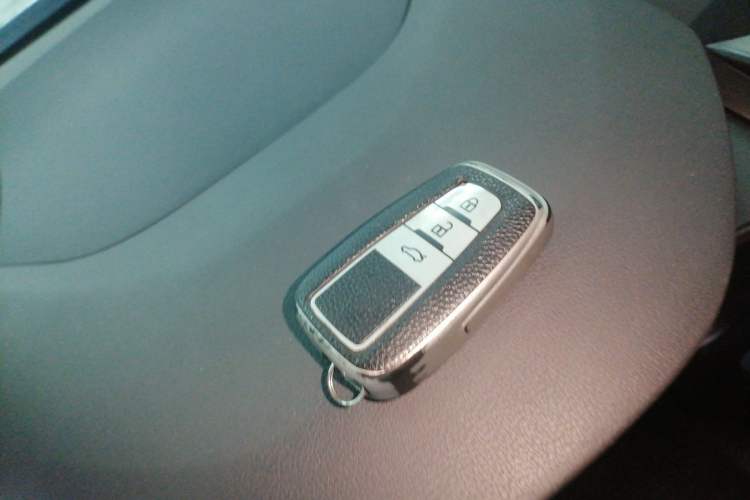 Used Toyota Corolla 2021 Dual-Motor 1.8L E-CVT Elite Edition Vehicle Key