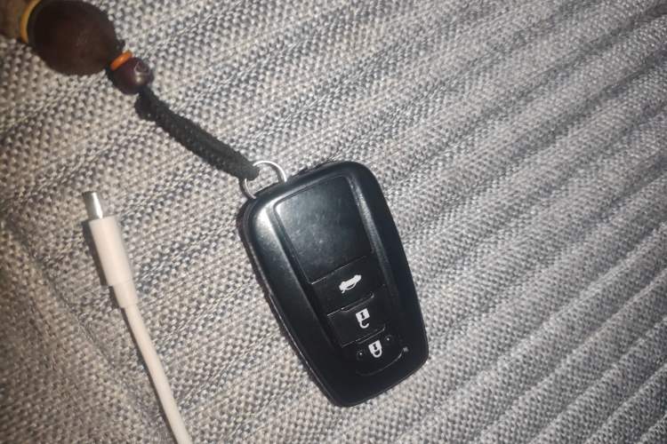 Used Toyota Corolla 2021 Dual-Motor 1.8L E-CVT Elite Edition Vehicle Key