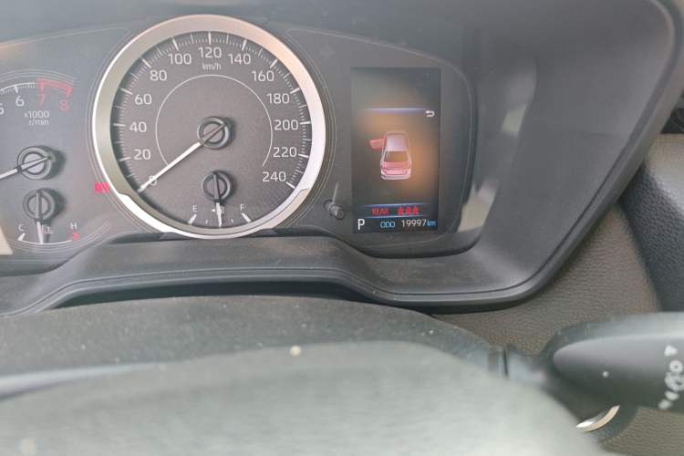 Used Toyota Corolla 2021 TNGA 1.5L CVT Elite Edition Odometer Close Up