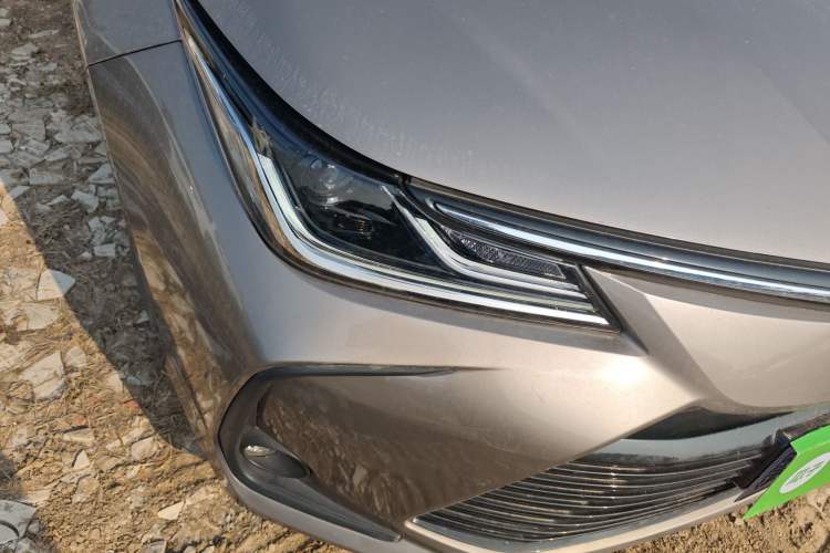Used Toyota Corolla 2021 TNGA 1.5L CVT Elite Edition Right Front Headlight