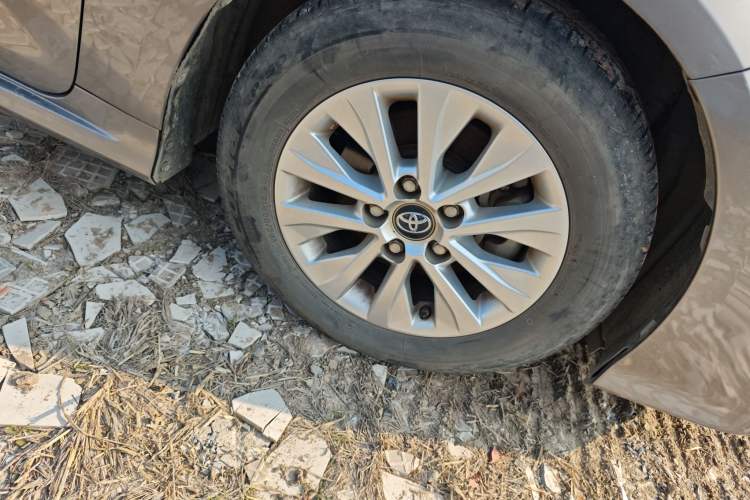 Used Toyota Corolla 2021 TNGA 1.5L CVT Elite Edition Right Front Wheel Hub