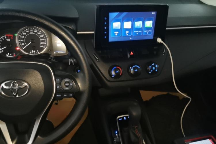 Used Toyota Corolla 2022 1.2T S-CVT Pioneer PLUS Edition Center Console