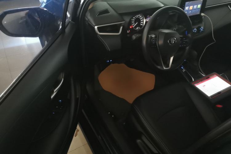Used Toyota Corolla 2022 1.2T S-CVT Pioneer PLUS Edition Driver Seat