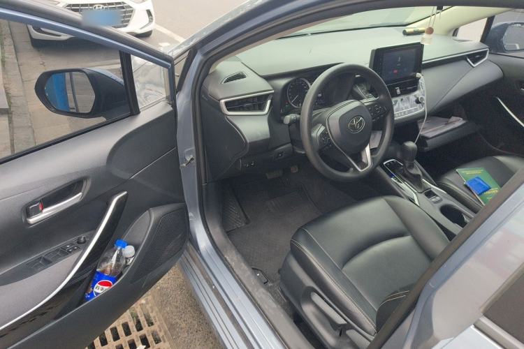 Used Toyota Corolla 2022 Dual-Motor 1.8L E-CVT Pioneer Edition Driver Seat