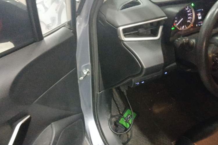 Used Toyota Corolla 2022 Dual-Motor 1.8L E-CVT Pioneer Edition Driver Seat